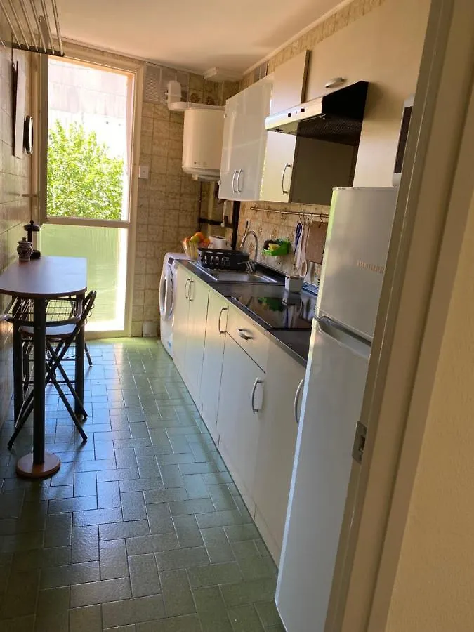 Luminoso Apartamento En Canet De Mar Cercano A La Playa Y A Barcelona