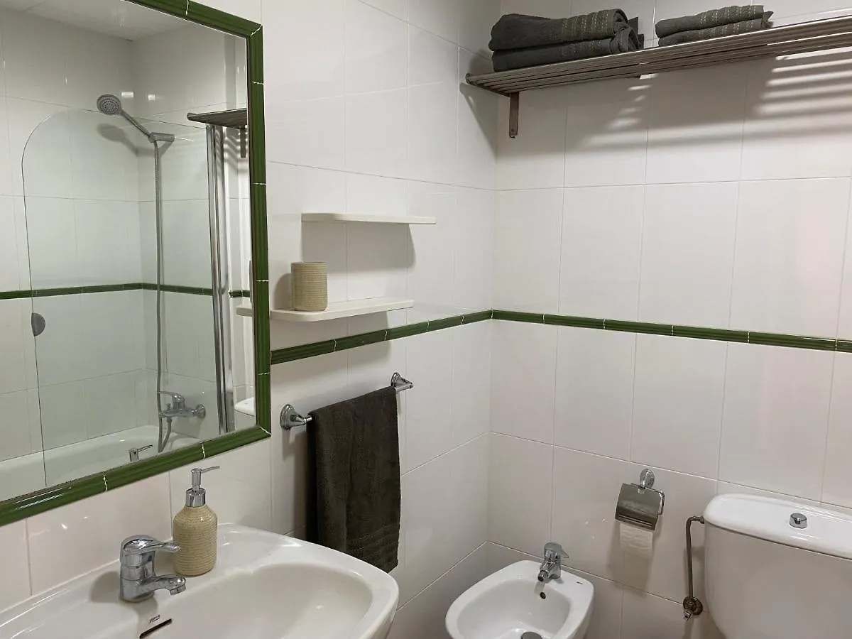 Luminoso apartamento en Canet de Mar cercano a la playa y a Barcelona España